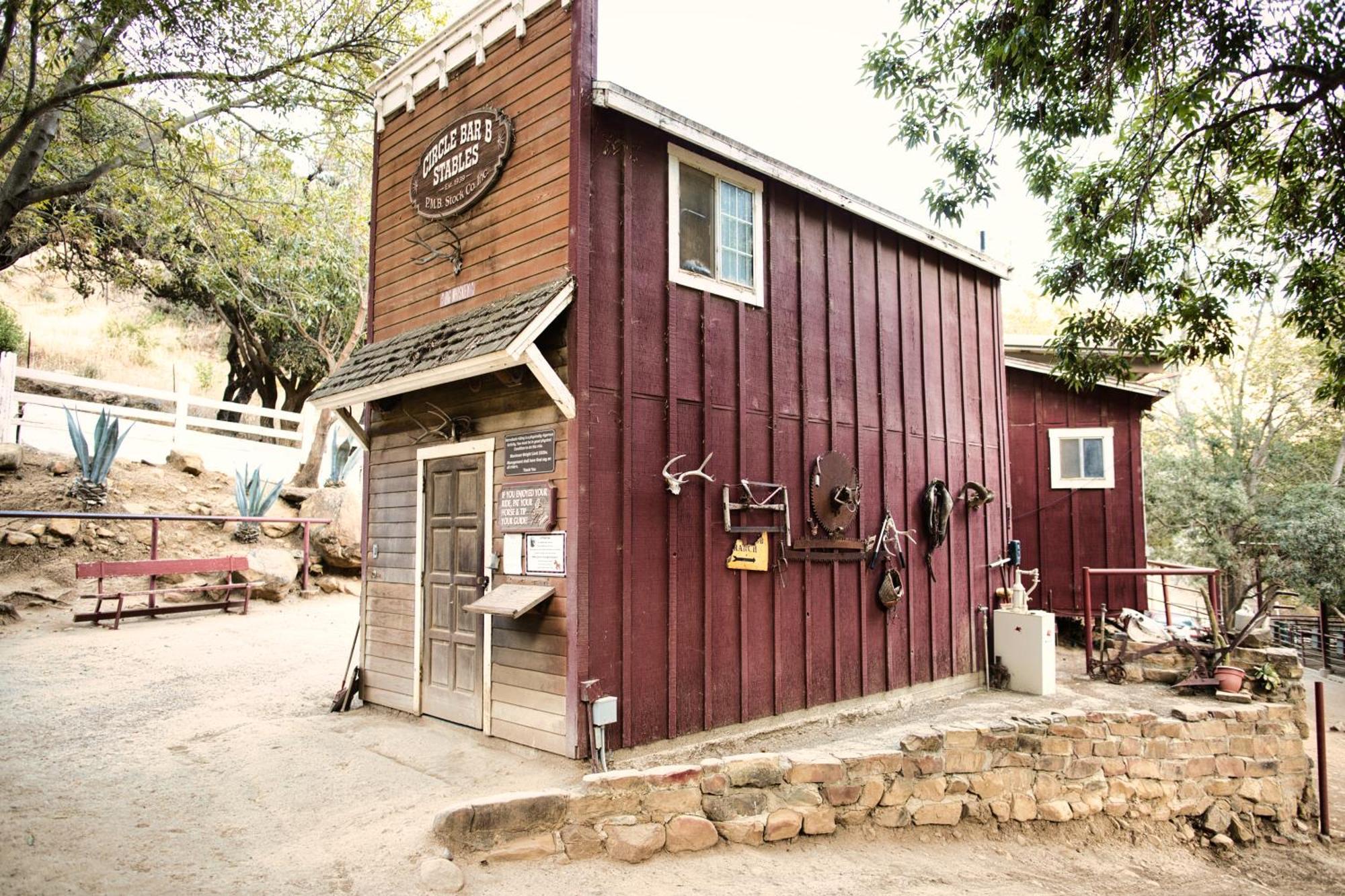Circle Bar B Guest Ranch Hotel Capitan Eksteriør billede